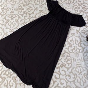 Off the shoulder ruffle maxi